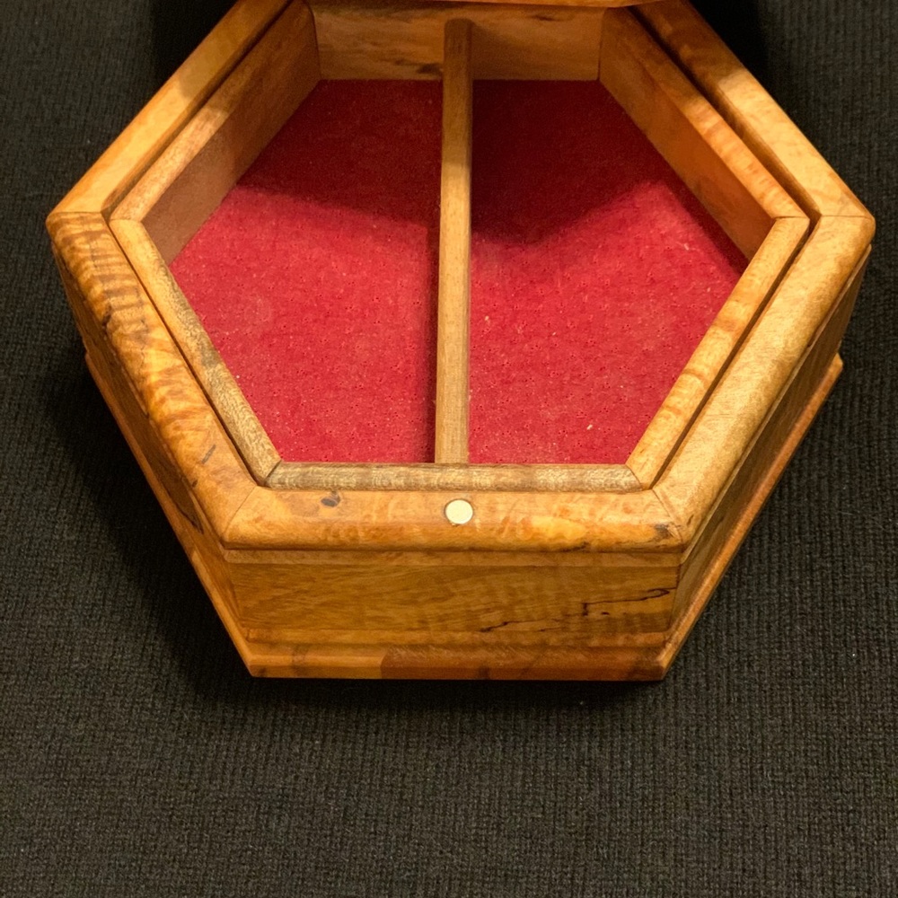 Tiger oak jewelry box